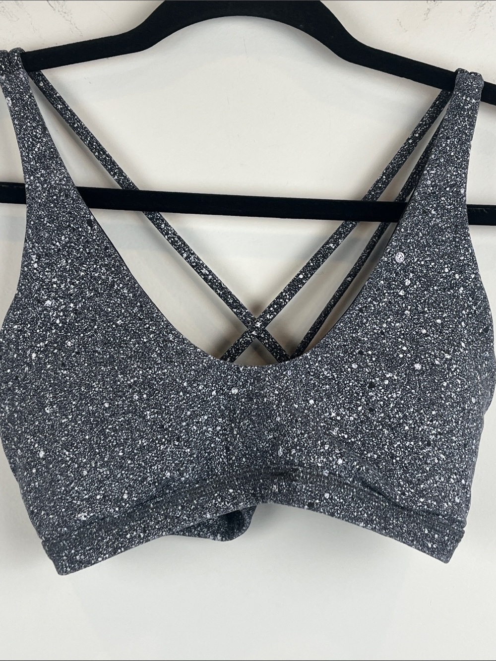 lululemon Sports bra splatter speckled low scoop strappy Size 6